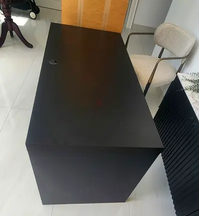 Ikea computer Desk available in perfect condition