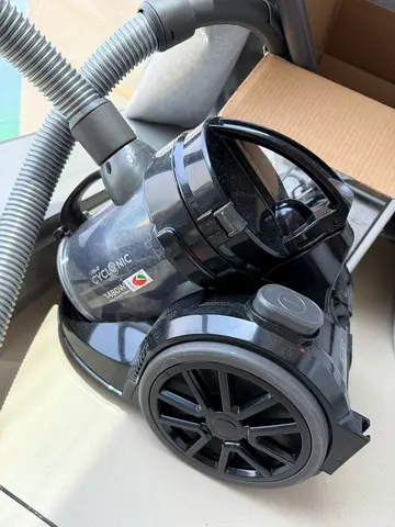 Vacuum cleaner