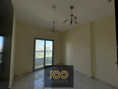 فرصة نادرة للإيجار | غرفتين وصالة بمساحة كبيرة | إطلالة مفتوحة بالكامل | 2 بلكونة | سعر لا يُنافس