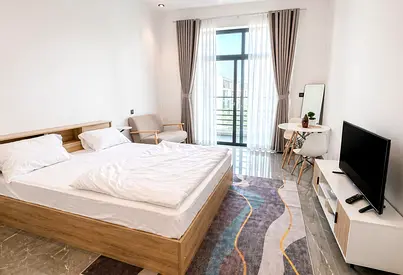 Middle Floor | Fully Furnished | Prime Location