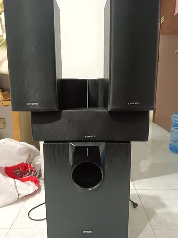Onkyo 5.1 Home Theater Speakers with Subwoofer (Used)