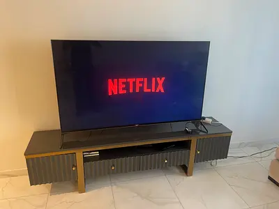 Sony Bravia KD-65X9500H 65-Inch 4K Ultra HD (3840 × 2160) Smart Android TV – Excellent Condition.