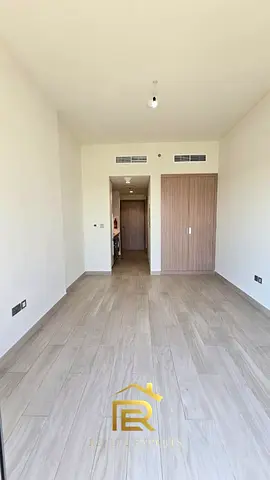 Hot Deal | Modern Studio with Balcony | Pool & Gym