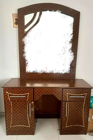 3-Seater Green Leather Sofa — Used, Good Condition +  2 Dressing Tables