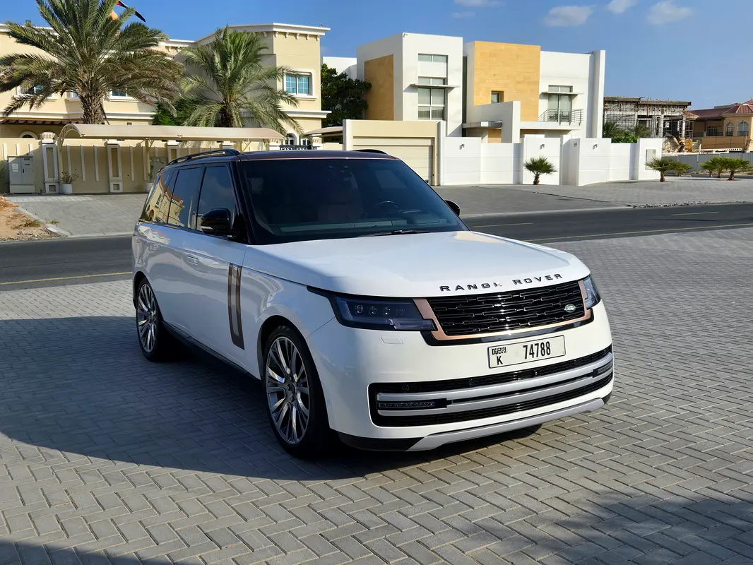 Land Rover Range Rover 2018 — photo 1 of 7