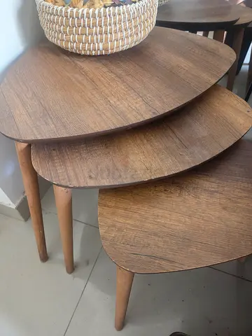 TABLES SET