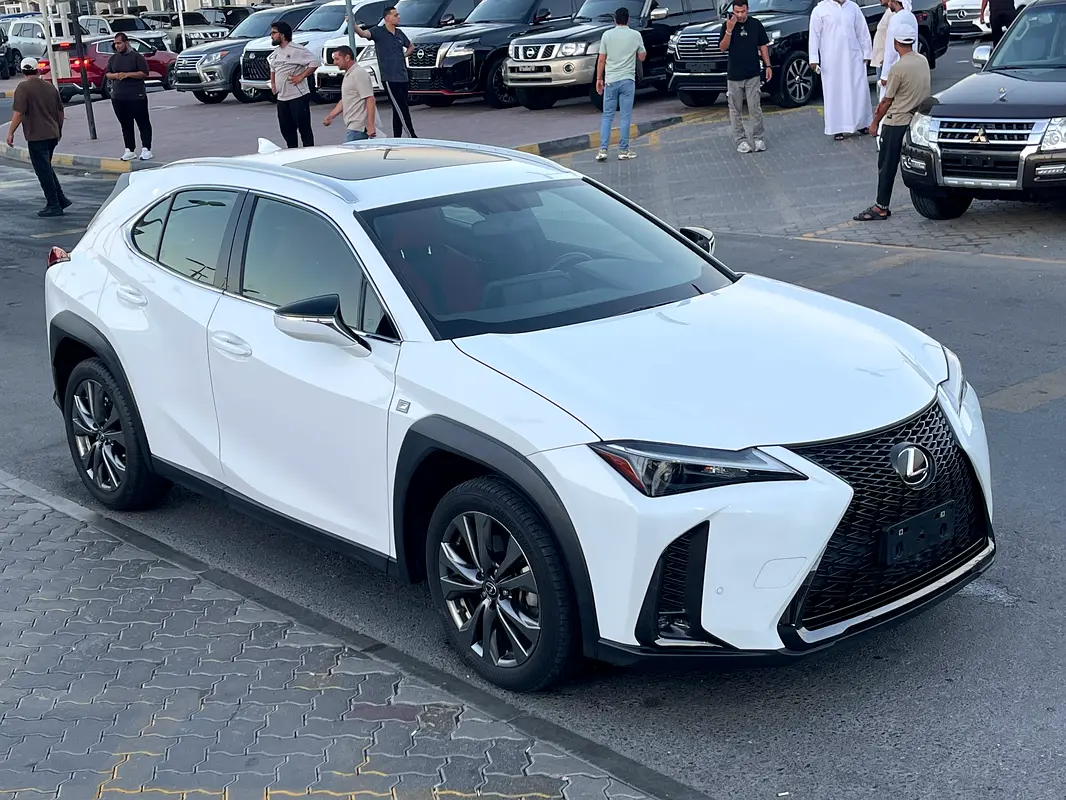 Lexus UX-Series 2023