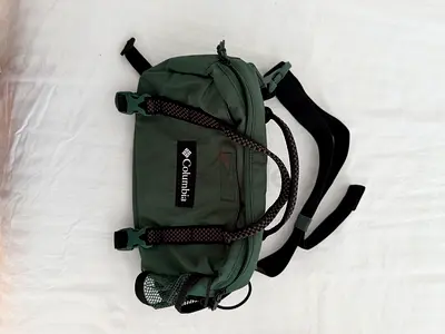Columbia Sportswear Belt Bag in Olive Green