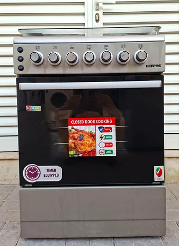 GEEPAS Gas Cooker, with size of 60x60cm,  working perfectly