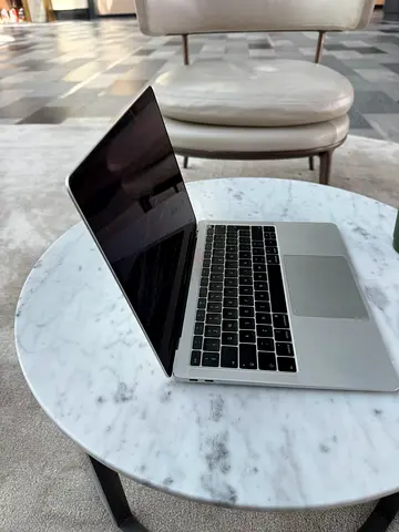 Apple MacBook Air 13” 2019 | Intel Core i5 | 8GB RAM | 128GB Storage | Retina Display |