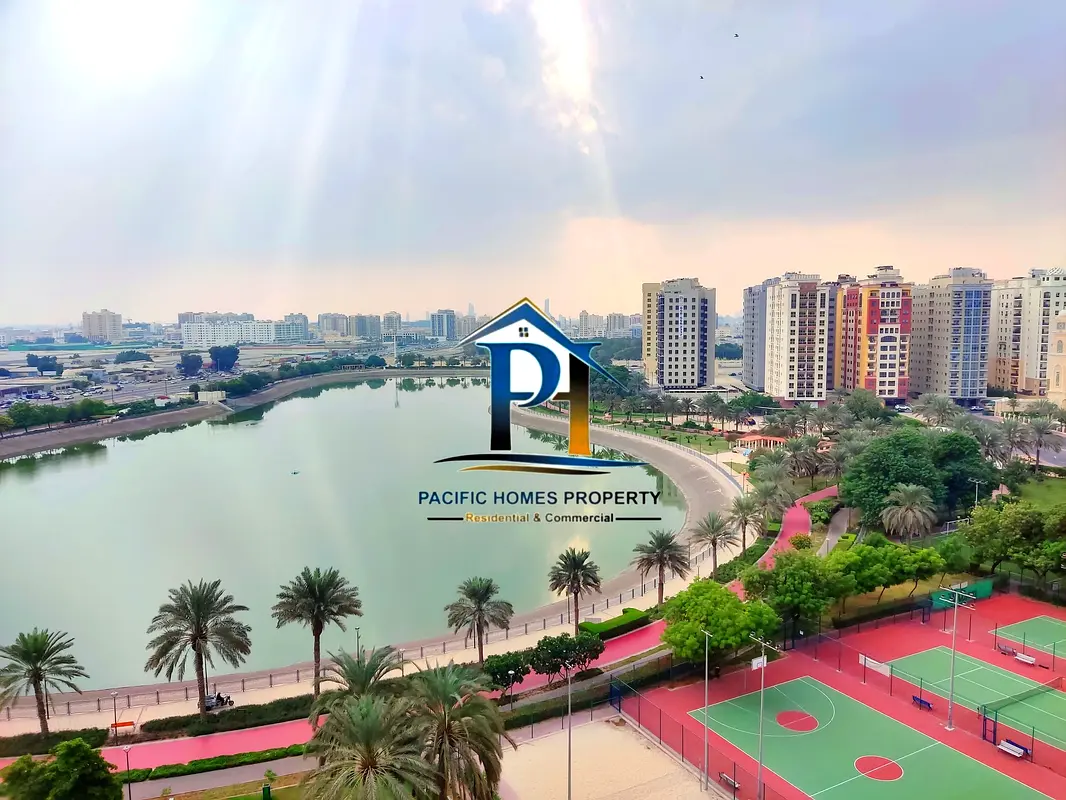 CLOSE TO PARK STUDIO WITH ALL AMENITIES ONLY FOR FAMILY 38k