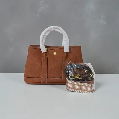 Brown Pebbled Faux Leather Handbag with Interchangeable Straps