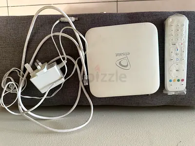 Etisalat TV set-top box with remote and power adapter