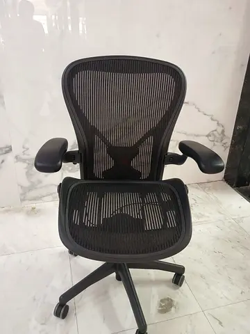 Herman Miller Aeron Office Chair Type B And C for sale excellent condition