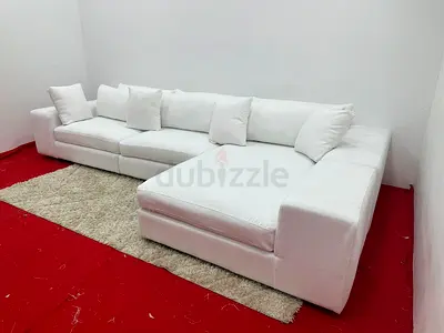 Still brand new condition Eicholltz brand lshape comfortable sofa