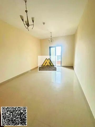 Balcony | Central air conditioning | Built-in wardrobes | Close to all services