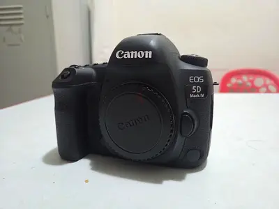 Canon 5D Mark IV Camera Body Only