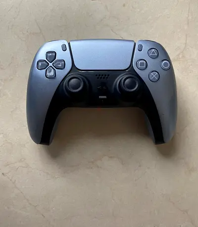 PS5 Sterling Silver DualSense Controller