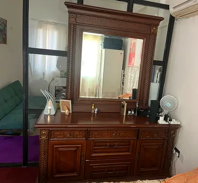Solid Wood Dresser with Large Mirror - Classic Design