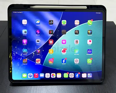 FOR SALE – Apple iPad Pro 13-inch (M5) 512GB Wi-Fi + Apple Pencil Pro 🔥