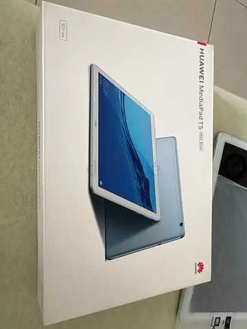 HUAWEI MEDIAPAD T5 - EXCELLENT CONDITION with Cellular