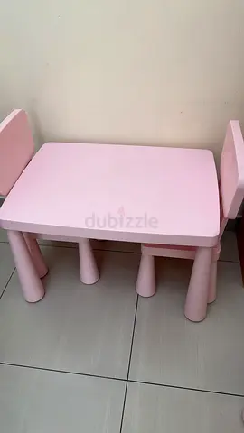 Pink kids table and stools set - good condition