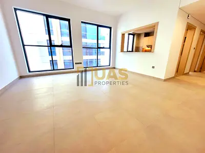 Lavish 2bhk+pool parking free+30 days free pet allow near to Metro station