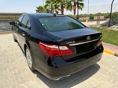 2010 Lexus LS-SERIES 缩略图 3