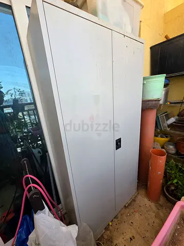 Steel cabinet double used 120aed