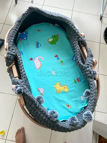 Handmade knitted baby cradle Moses basket with mattress — gently used