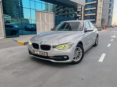 BMW 320i GCC Well Maintained