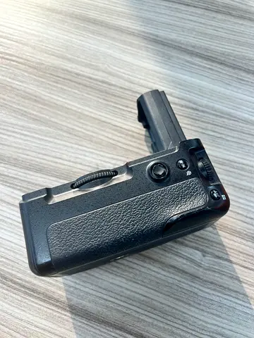 Battery grip for sony A7iii