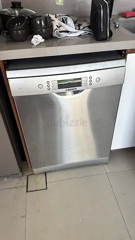 Bosch Stainless Steel Built-in Dishwasher - Good Working Condition
