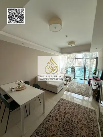 شقه غرفه وصاله اعاده بيع ابراج غلفا تاور على شارع الشيخ خليفه اطلاله مميزه