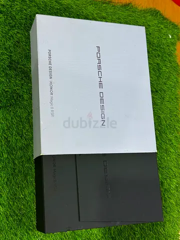 Honor Magic 8 RSR