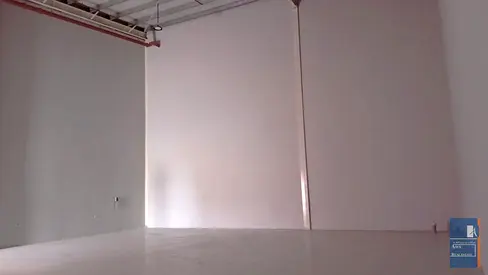 High-Ceiling Industrial Warehouse | 100KW Power | Prime Logistics Location