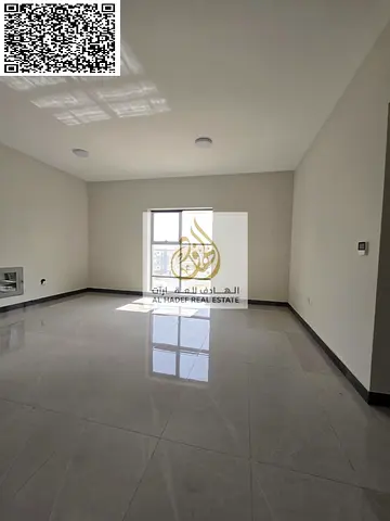 For rent in Ajman, Jibas Building 9 In Al Jurf 3, a spacious apartment with super deluxe finishing. Excellent location with easy access to Dubai and