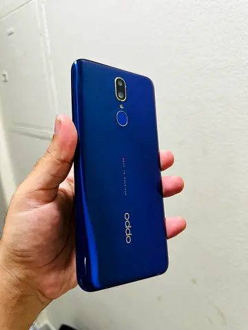 OPPO mid-range smartphone in good condition - blue (single SIM)