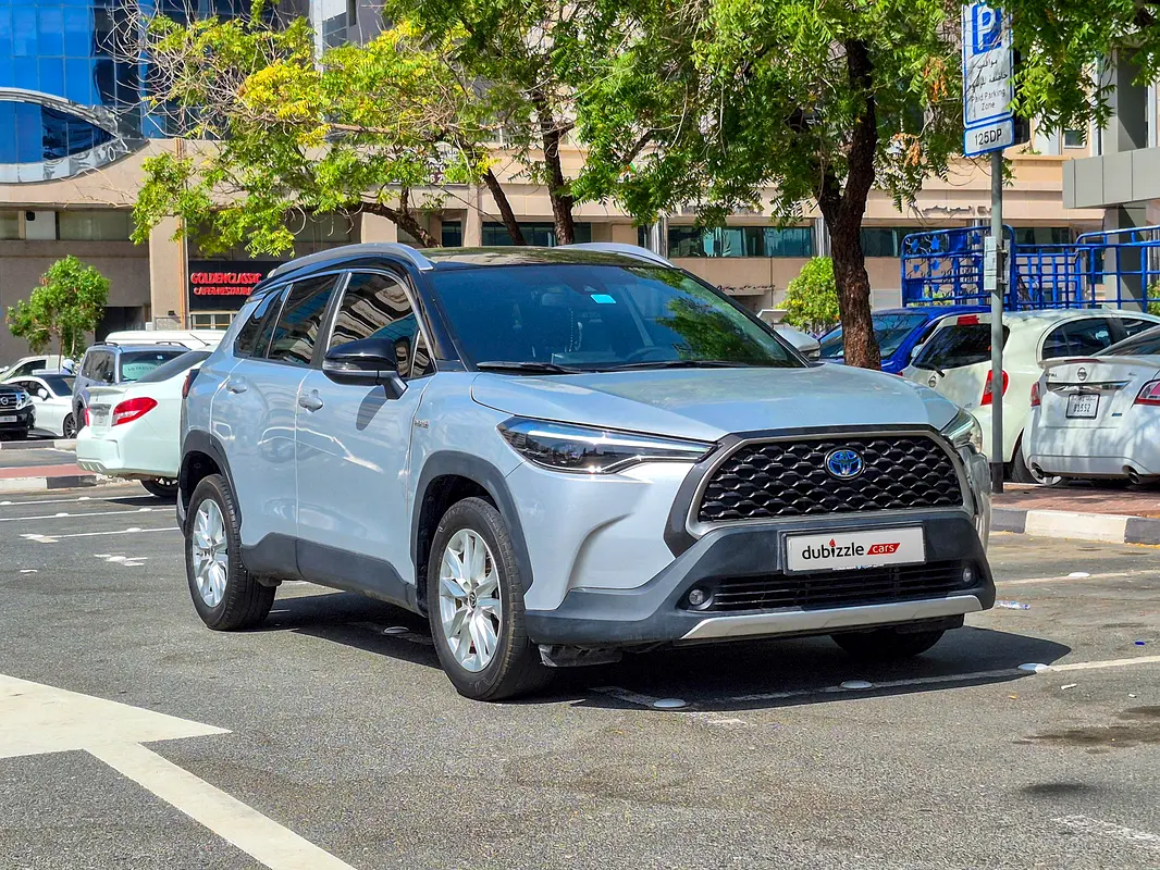 Toyota Corolla Cross 2024 — photo 1 of 16