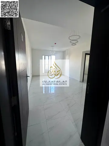 شقة غرفتين وصالة للإيجار | الجرف 3 – على شارع الشيخ محمد بن زايد | تاني ساكن | سعر لقطة | 4 دفعات | 40,000 درهم
