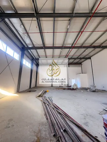 Warehouse in Al Saja’a Industrial Area – 2,700 sq. ft. | 20 kW Power | 4 Payments