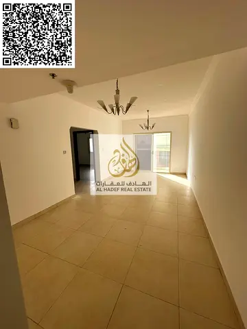 One-bedroom apartment for annual rent. 1 bathroom and balcony. Bedroom with built-in wardrobe. Al Nuaimi, on Al Ittihad Street. Next to Emirates Marke