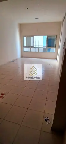 البستان بجوار متحف عجمان والمصلي وقريب من الكورنيش - استوديو مطبخ منفصل مع بلكونه مساحه كبيره جدا - 24 ألف