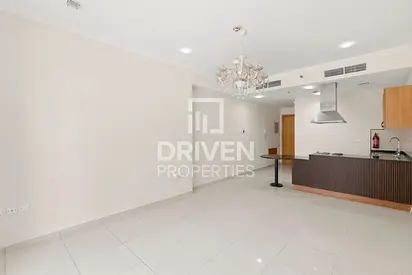 Chiller Free | Multiple Cheques | Ready to Move In