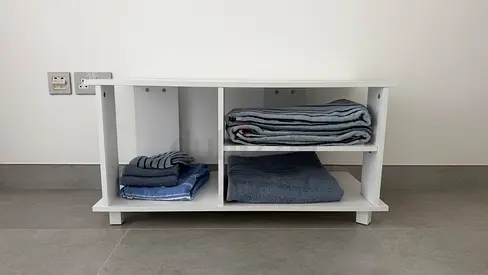 Home box TV unit in white