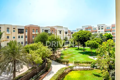 Vastu | Pool and Garden View | Walkable to Metro