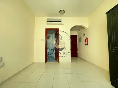 VERY SPACIOUS STUDIO // NO CASH DEPOSIT // PRIME LOCATION // FAMILY BUILDING // REASONABLE PRICE //