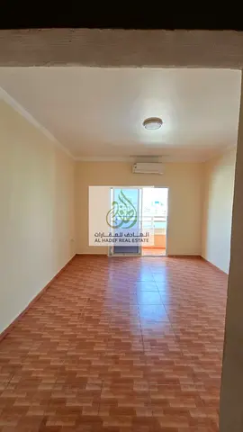Annual rent in Ajman, Al Rawda 2, near Layali Beirut and Kenz Hypermarket. The building is suitable for families. It features a studio apartment with