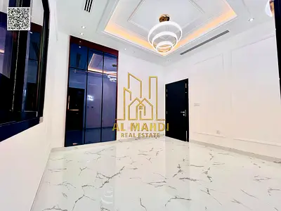 Villa in Al-Haliyo 2 area. 6 rooms, roof, water and electricity included.
