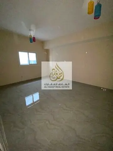 Studio for annual rent // First occupancy // New building